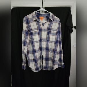 Long sleeve flannel size L